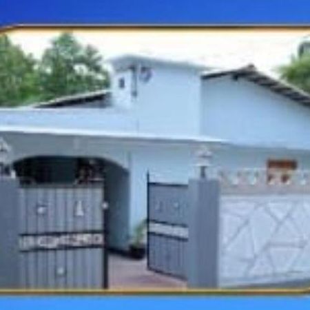 Aussie Rest Quest House Villa Point Pedro Exterior photo